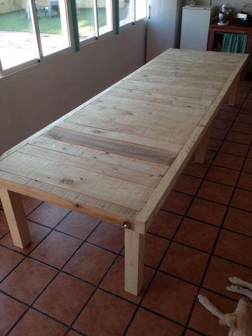 Milanuncios - Mesa muy grande de comedor de madera