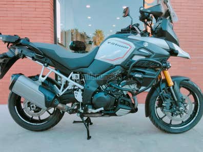 Suzuki V Strom