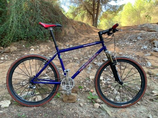 Kona explosif 1998 sale