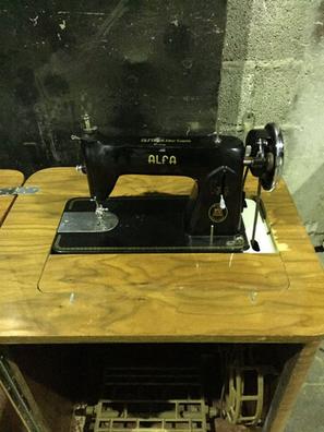Canillas universales maquina coser Maquinaria de segunda mano y ocasión
