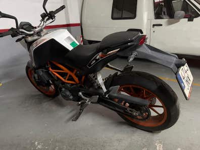 KTM - 390 DUKE