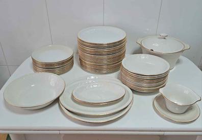 8 PLATOS BLANCOS FILO DORADO 23CM