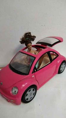 Coche Barbie escarabajo + muñeca de segunda mano por 18 EUR en Aldaia en  WALLAPOP