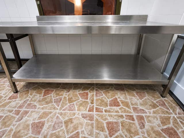 Milanuncios - Mesa de trabajo inox reforzada 200x100