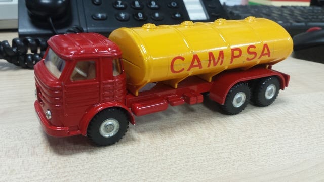 Camion Miniature Joal Pegaso à L'échelle 1/43 - Modèle D'occasion Pour Collection