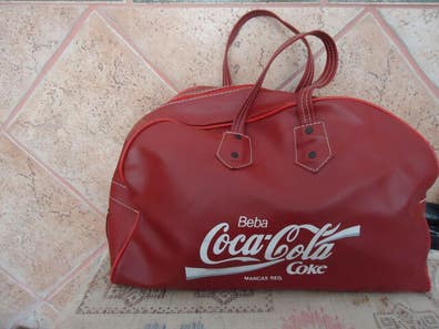 Bolso y cartera de chapas de coca cola Bolsos de segunda mano baratos Milanuncios