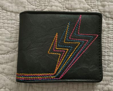 Ropa, zapatos y de de segunda mano barata en Asturias | Milanuncios