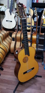 Primitivo Buena voluntad Sicilia Guitarras hechas a mano Guitarras clásicas de segunda mano baratas en  Barcelona | Milanuncios