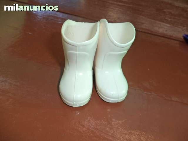 - nancy botas blancas de los años 70 tal