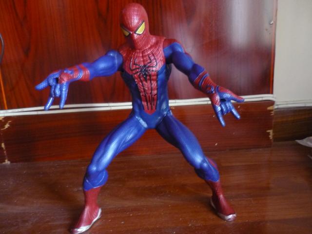 Muñeco grande online spiderman