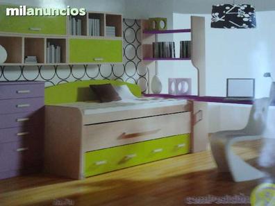 Composición dormitorio cama, mesitas y sinfonier color arena mate.  Merkamueble