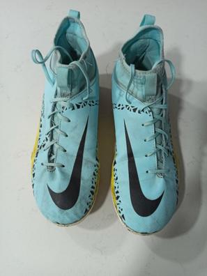 BOTAS DE FUTBOL TACOS ALUMINIO de segunda mano por 40 EUR en Torrent en  WALLAPOP