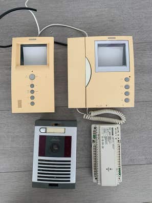 Conector Monitor LOFT VDS Fermax 3314 – Pieza De Repuesto Para Videoporteros Fermax, Marca Española Con 70 Años De Experiencia