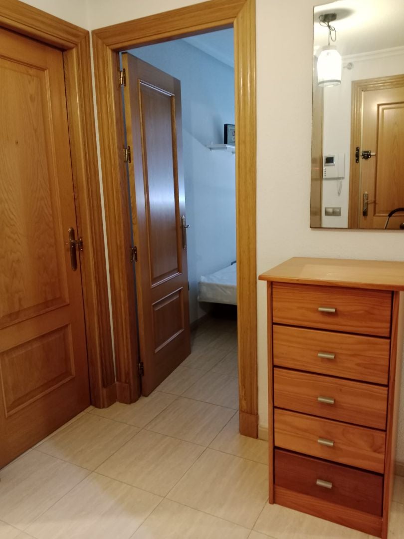 Fotografía del inmueble reportado: 800 €/mes — Almería, Almería