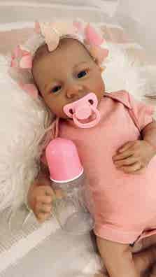 Bebe reborn con pelo de segunda mano en Córdoba Provincia