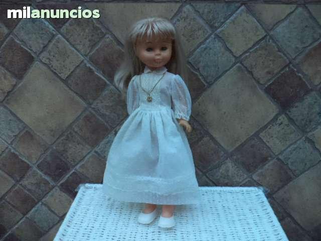 Milanuncios nancy de famosas con flequillo ojos azul