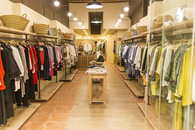 Mobiliario tienda ropa Mobiliarios empresas de segunda mano barato en Madrid | Milanuncios