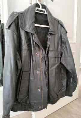 Cazadora piel de segunda mano para hombre en Pontevedra Provincia