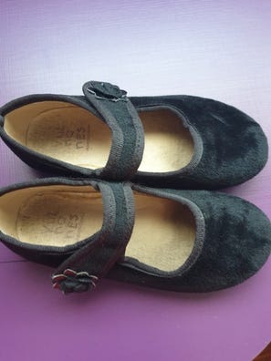 Zapatos y calzado de niña de baratos en Palencia Capital | Milanuncios