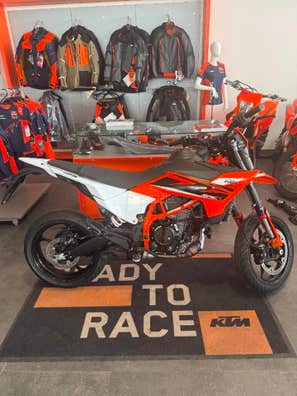 KTM - 125 SMC R