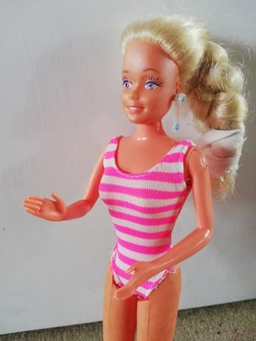 Ropa para muñecas tipo barbie hot sale