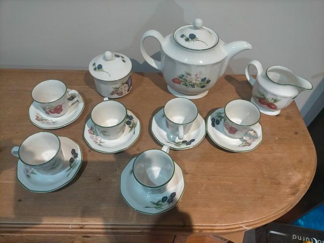 Juego de Tazas de Té y Platillo Victorian Orchard Churchill –