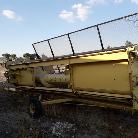 Milanuncios - Corte de girasol new holland