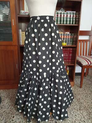 Falda flamenca talla 44 Ropa, zapatos y moda de mujer de segunda | Milanuncios