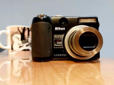 Milanuncios - NIKON COOLPIX P5000 Compacta