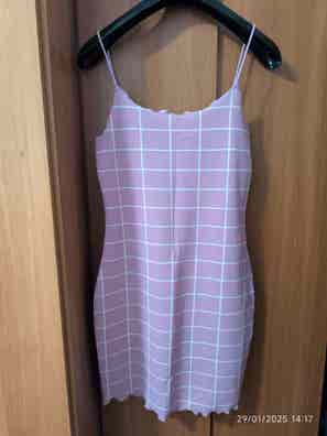 Rocío Osorno Vestido Vestido Plisado Zara Lila Vestido Maggie