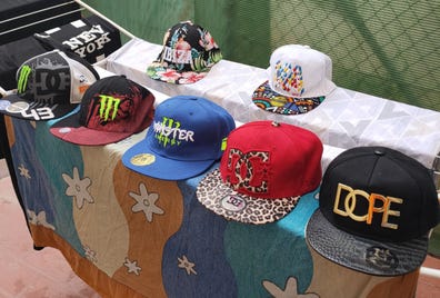 Gorras planas y complementos de segunda mano barata | Milanuncios