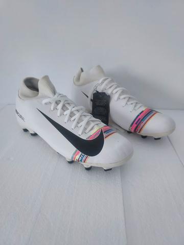 Mercurial grises y amarillas online