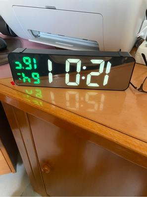 Braun Reloj despertador digital de viaje con repetición, tamaño compacto,  pantalla LCD negativa, ajuste rápido, alarma de pitido Crescendo en negro