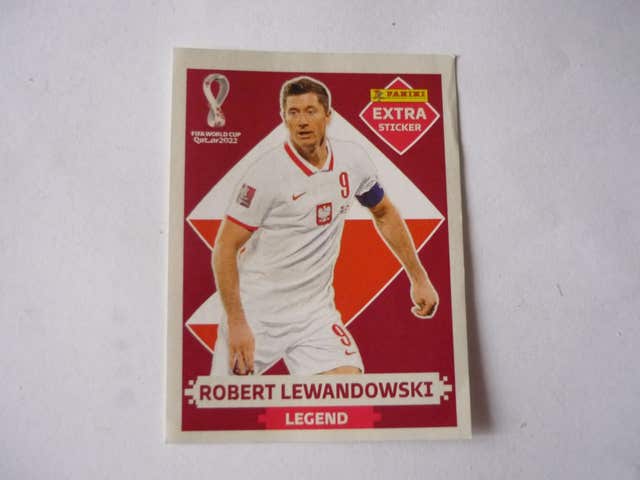 Milanuncios - ROBERT LEWANDOWSKI STICKER LEGEND EXTRA