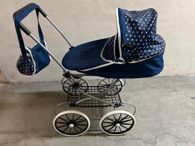 Carrito bebe de juguete marca De Cuevas de segunda mano por 60 EUR en  Badajoz en WALLAPOP