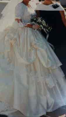 Pronovias 2008 Pronovias 2009 Catalogo Completo Gown Pronovias 2007  Catalogo Completo Pronovias 2007 Catalogo