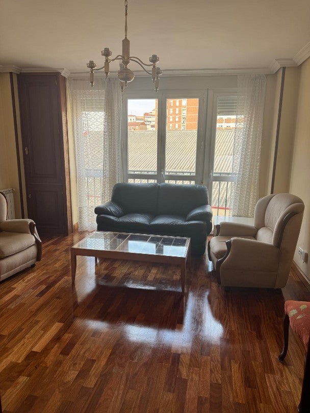 Fotografía del inmueble reportado: 750 €/mes — Valladolid, Valladolid