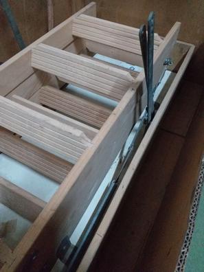 Escalera escamoteable de tramos de madera LWK KOMFORT - Fakro
