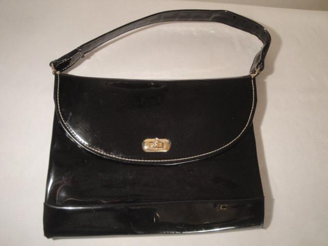 Bolso de Señora Negro con Correa de Mano