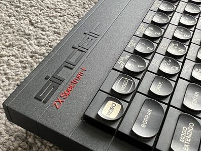 Sinclair ZX Spectrum +2 – Ordinateur Console Vintage – Pack Police – Rare