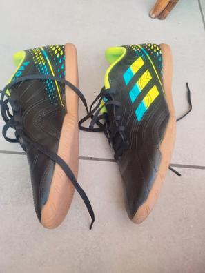 Botas de futbol sala de segunda mano en Canarias Milanuncios