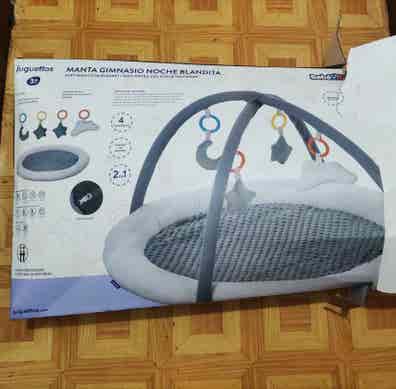 Juguetes colgantes gimnasio bebe madera de segunda mano Milanuncios