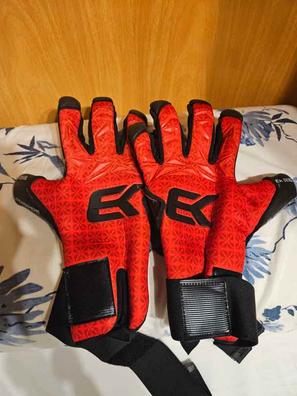 Comprar guantes de portero con protecciones ® Elitekeepers