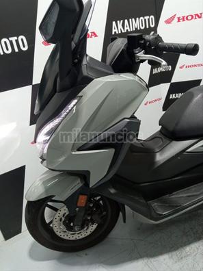 Honda Forza 125 c.c en venta en Barcelona - Saito Motor