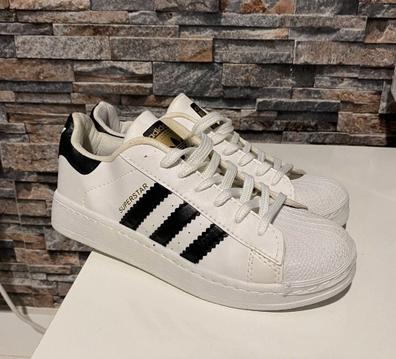 Hacer un muñeco de nieve Organo Sudán Zapatillas adidas superstar Moda y complementos de segunda mano barata |  Milanuncios