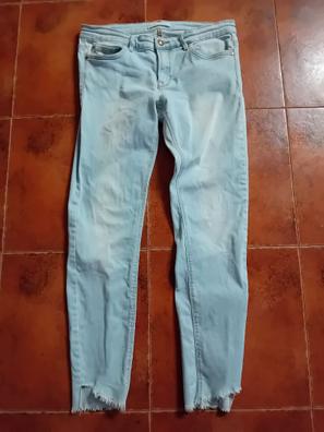 Pantalón vaquero mujer Stradivarius de segunda mano por 12 EUR en Gandía en  WALLAPOP