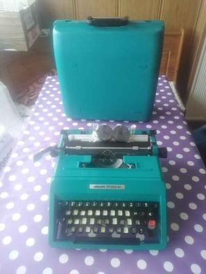 Máquina de escribir “Olivetti Studio 45” de 1967 by Ettore Sottsass