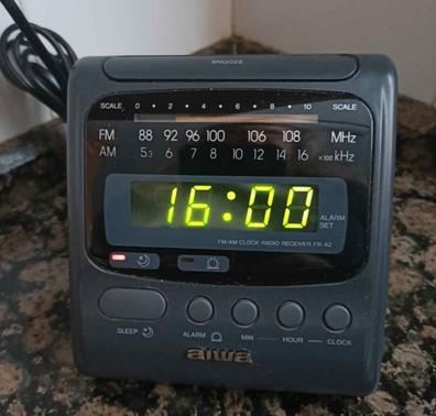 Skalk Trampolín Pesimista Radio antigua despertador. Anuncios para comprar y vender de segunda mano |  Milanuncios