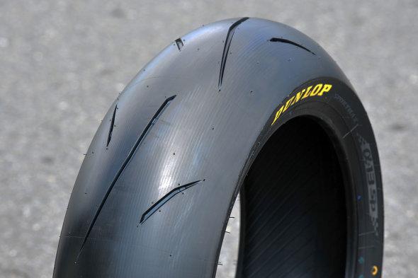 DUNLOP SPORTMAX α13 Dunlop SPORTMAX ALPHA-13 | TIRECLUB Internacional