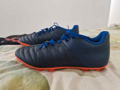 Portabotas de futbol marca kipsta de segunda mano por 5 EUR en Sant Celoni  en WALLAPOP